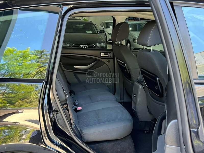 Ford C-Max TITANIUM