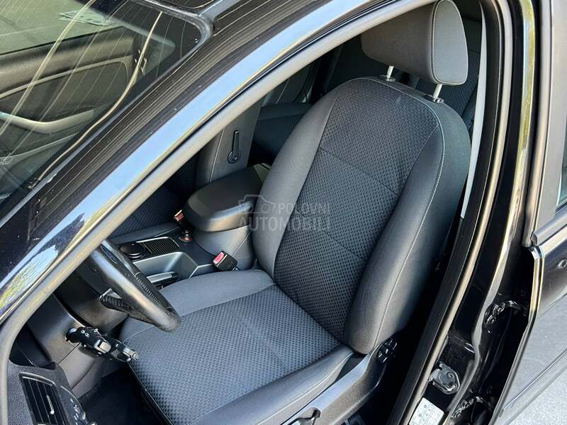 Ford C-Max TITANIUM