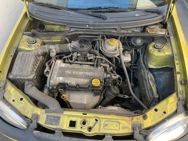 Opel Corsa B Corsa X 12 XE