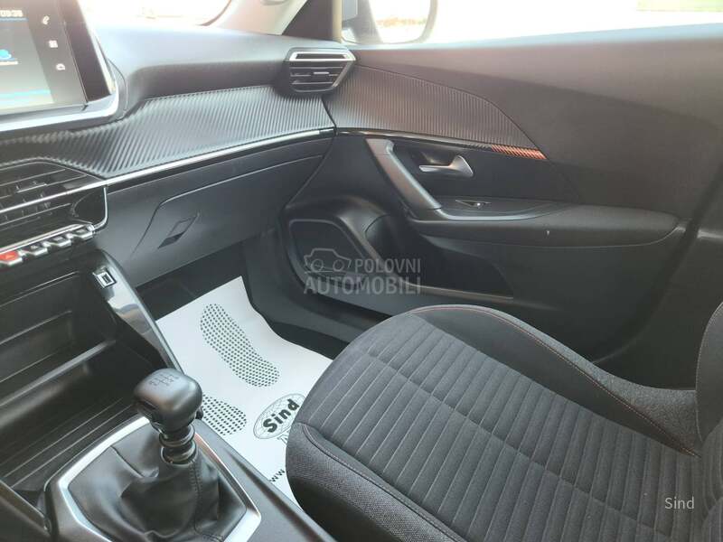 Peugeot 2008 1.5 MAN BLUEHDI