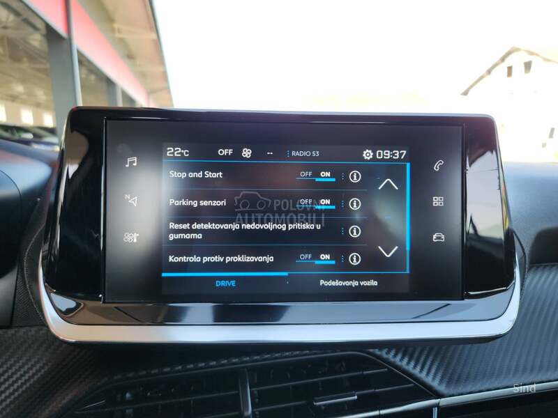 Peugeot 2008 1.5 MAN BLUEHDI