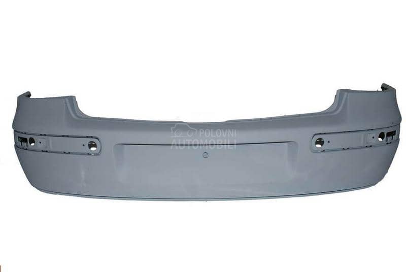 VW Golf 4 Branik Zadnji