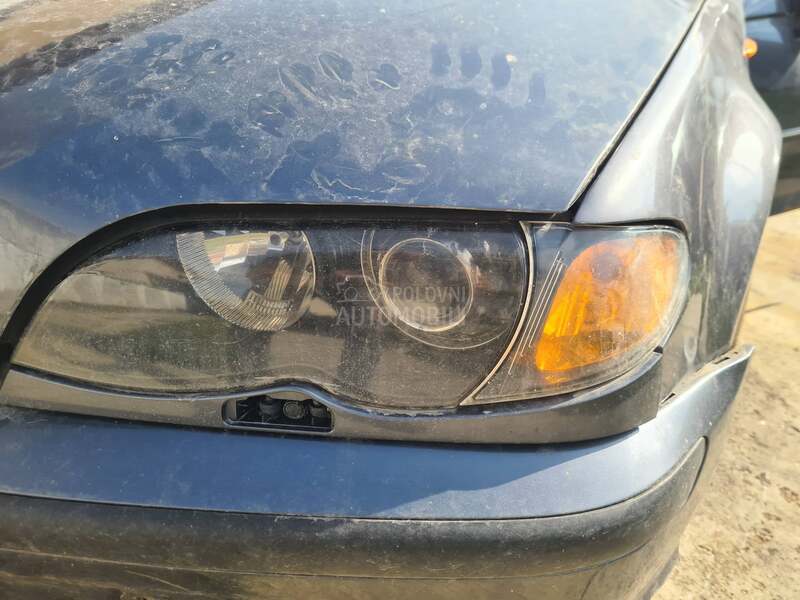 BMW 318 2002. god. -  kompletan auto u delovima