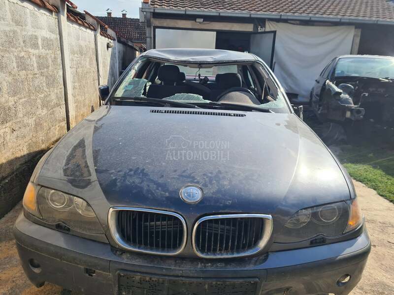 BMW 318 2002. god. -  kompletan auto u delovima