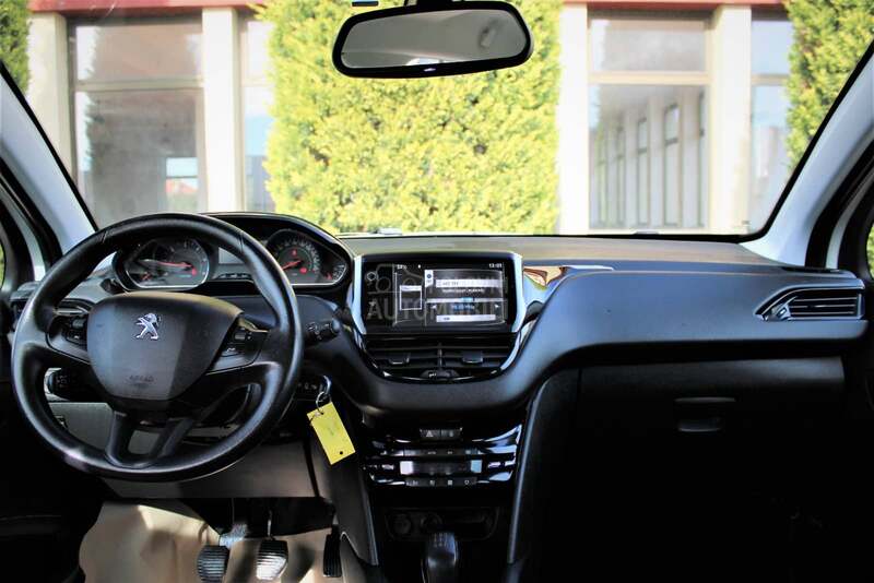 Peugeot 208 1.6 eHDI 90/NAV