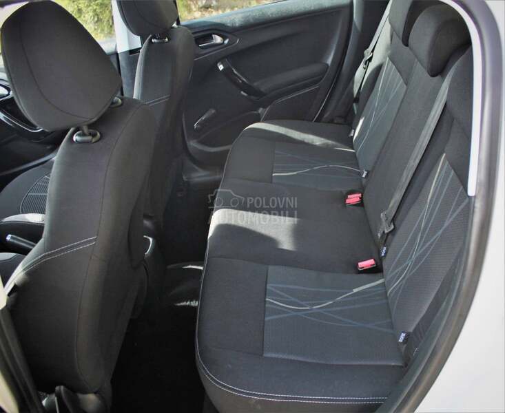 Peugeot 208 1.6 eHDI 90/NAV