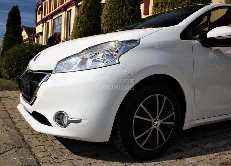 Peugeot 208 1.6 eHDI 90/NAV