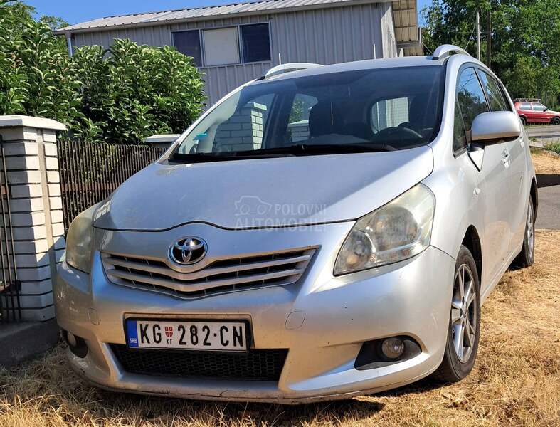 Toyota Verso 