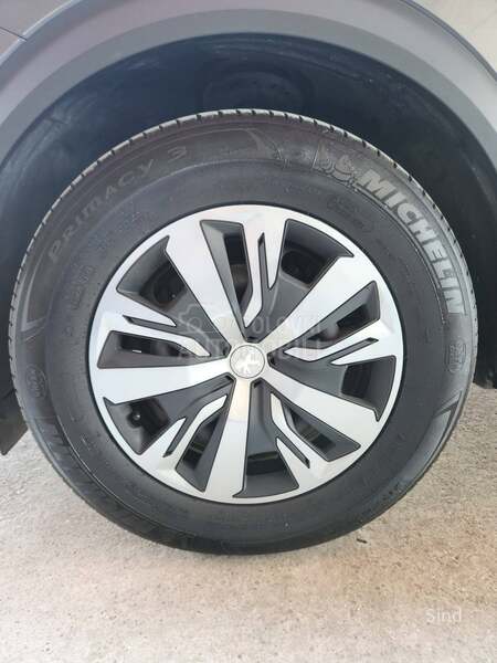 Peugeot 2008 1.5 BLUEHDI