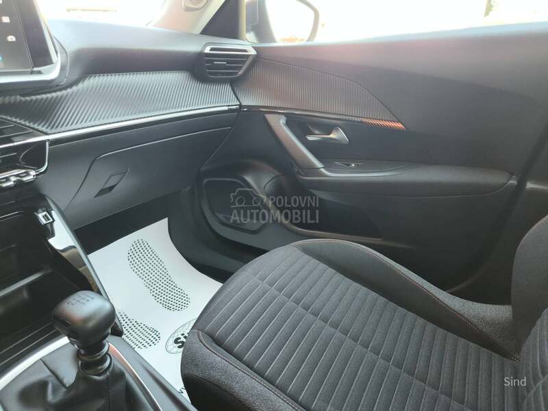 Peugeot 2008 1.5 BLUEHDI