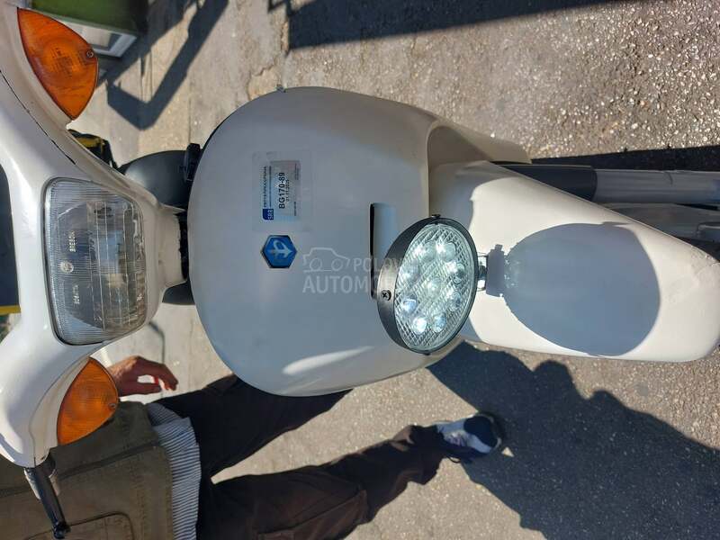 Piaggio Free