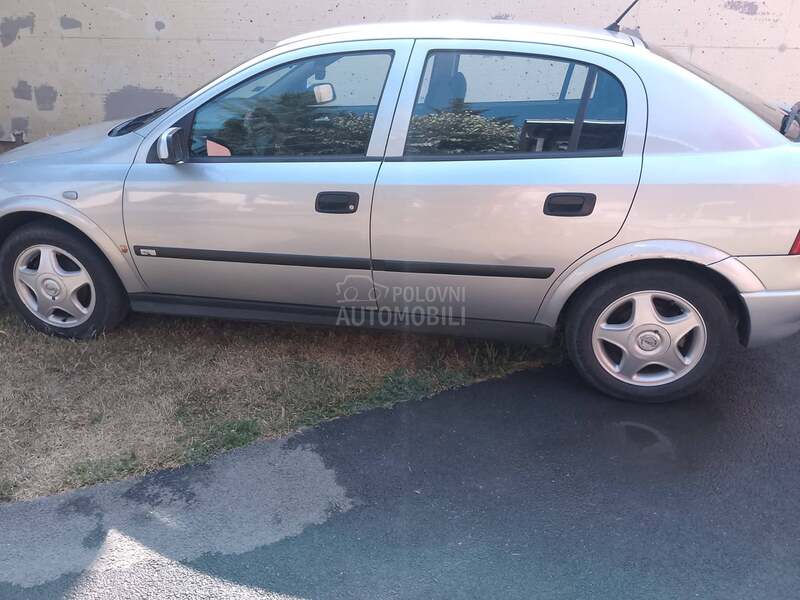 Opel Astra G 1.6