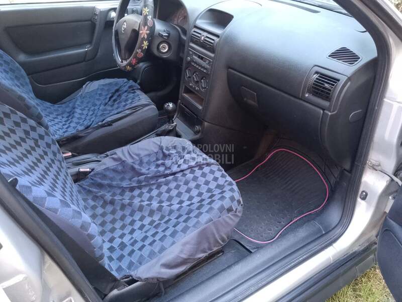 Opel Astra G 1.6