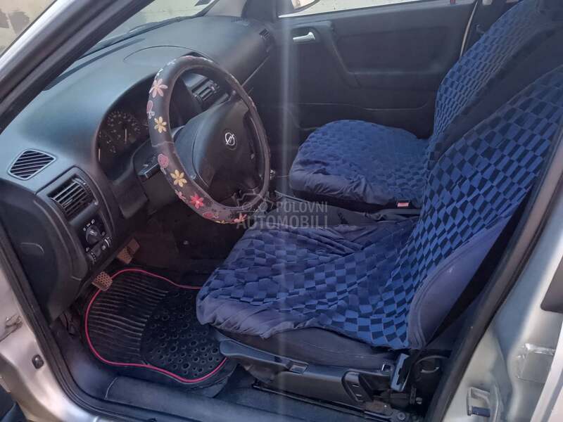 Opel Astra G 1.6