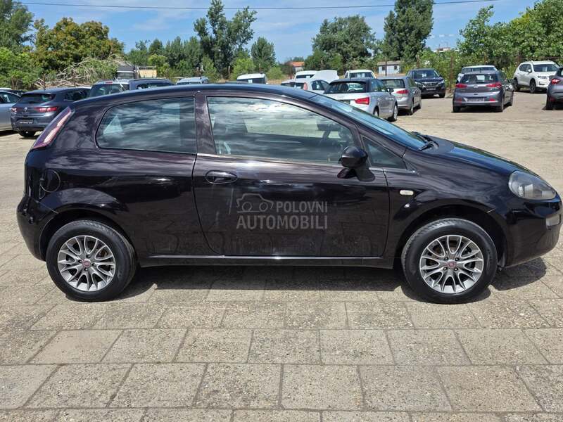 Fiat Grande Panda 1.4b CNG