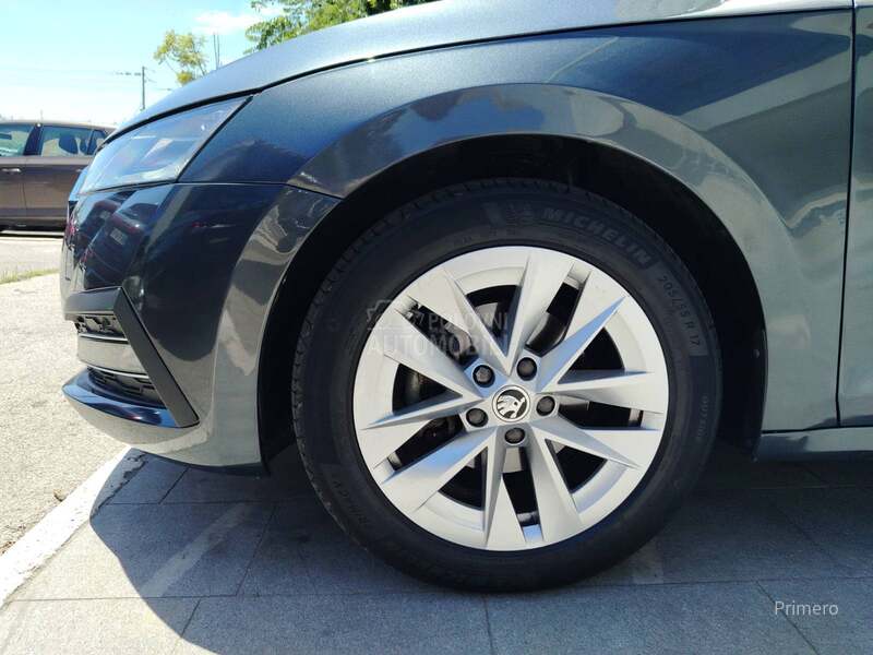 Škoda Octavia 2.0 TDI DSG Style