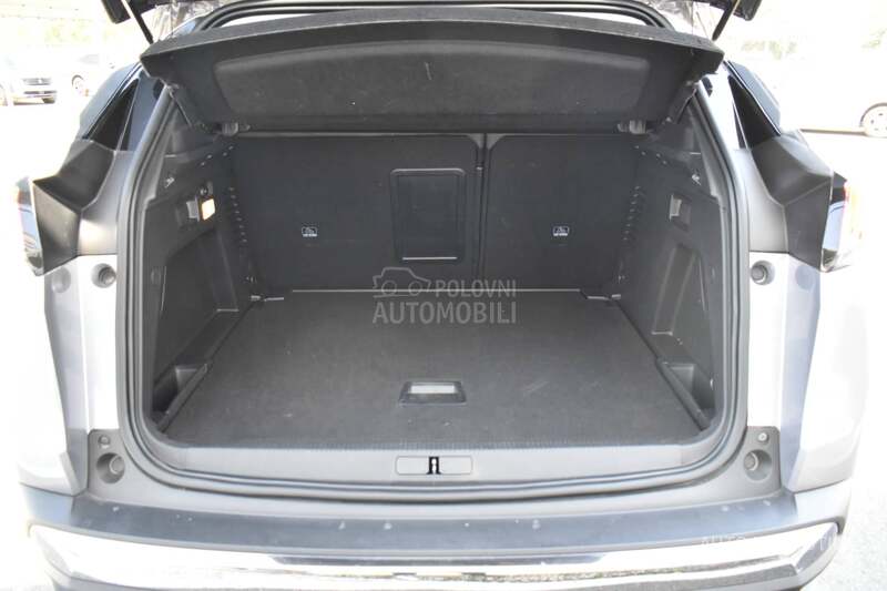 Peugeot 3008 1.2 Allure AT