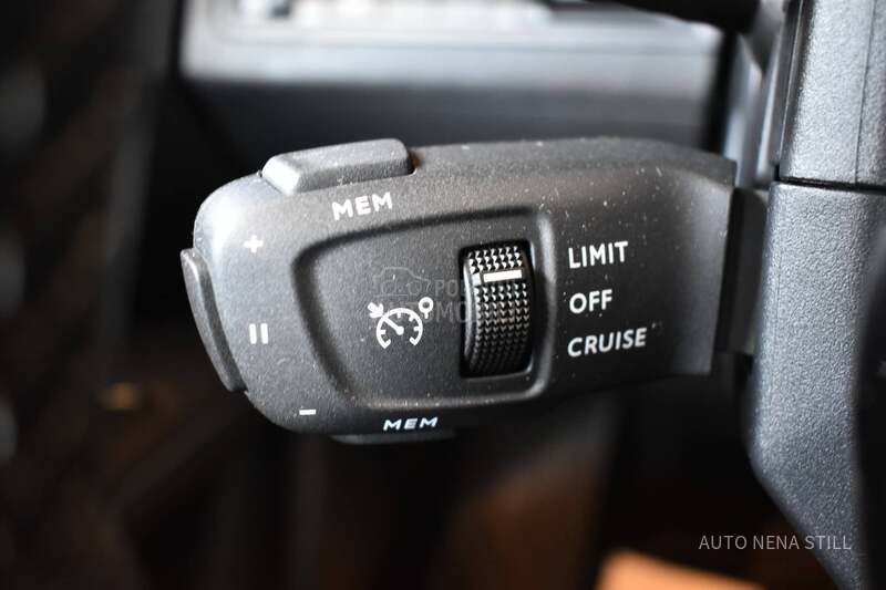 Peugeot 3008 1.2 Allure AT