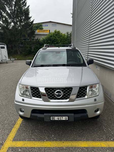 Nissan Navara 2.5 TDI