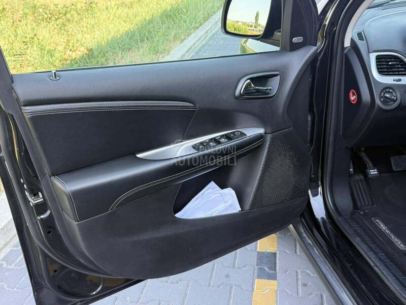 Fiat Freemont 