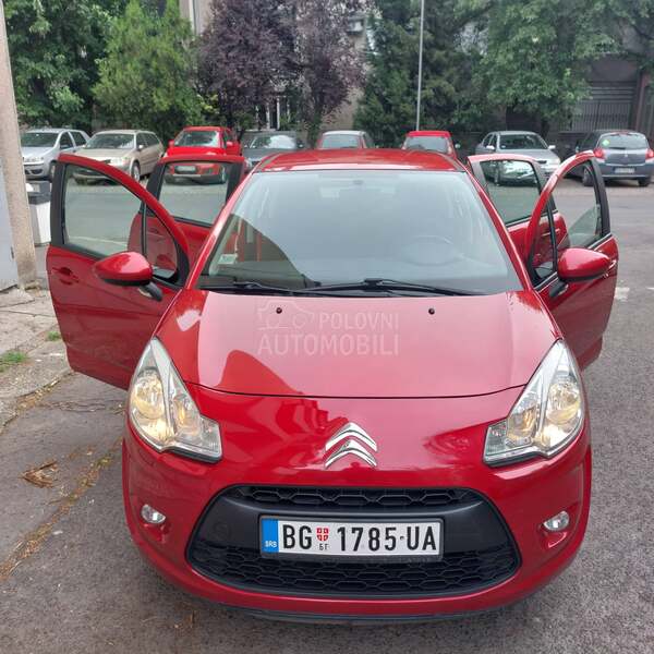 Citroen C3 1.4I kupljen nov RS
