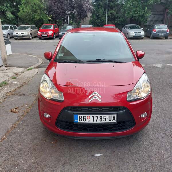 Citroen C3 1.4I kupljen nov RS