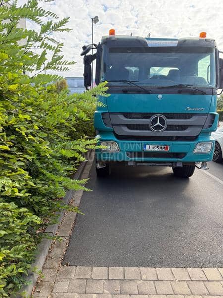 Mercedes Benz 5051 pumpa za beton