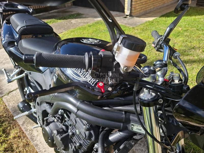 Triumph Speed Triple 955i