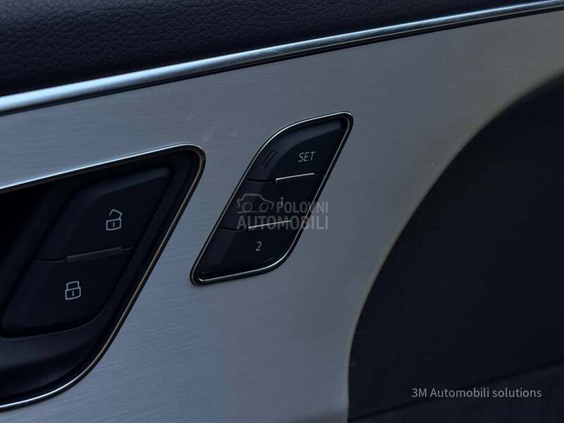 Audi Q7 50Tdi/Sline/22/7sed