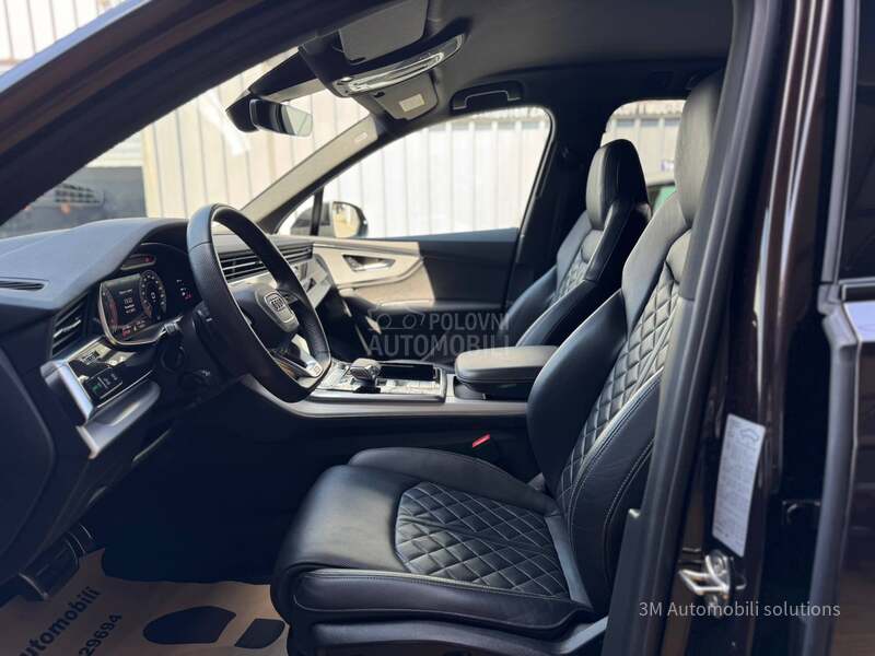 Audi Q7 50Tdi/Sline/22/7sed