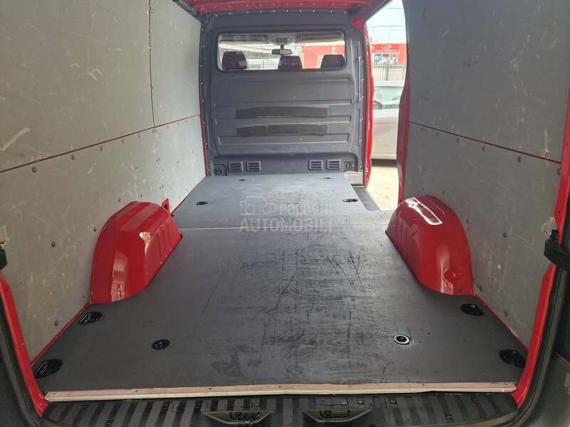 Volkswagen Crafter 2.0TDI