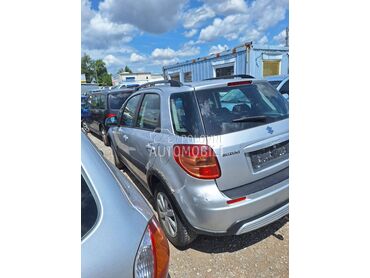 Suzuki SX4 2008. god. -  kompletan auto u delovima