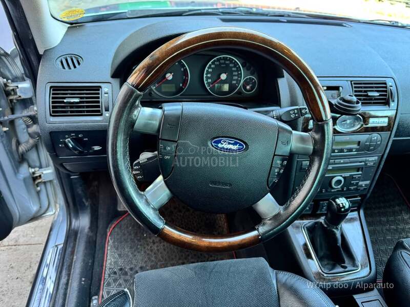 Ford Mondeo 1.8 Ghia
