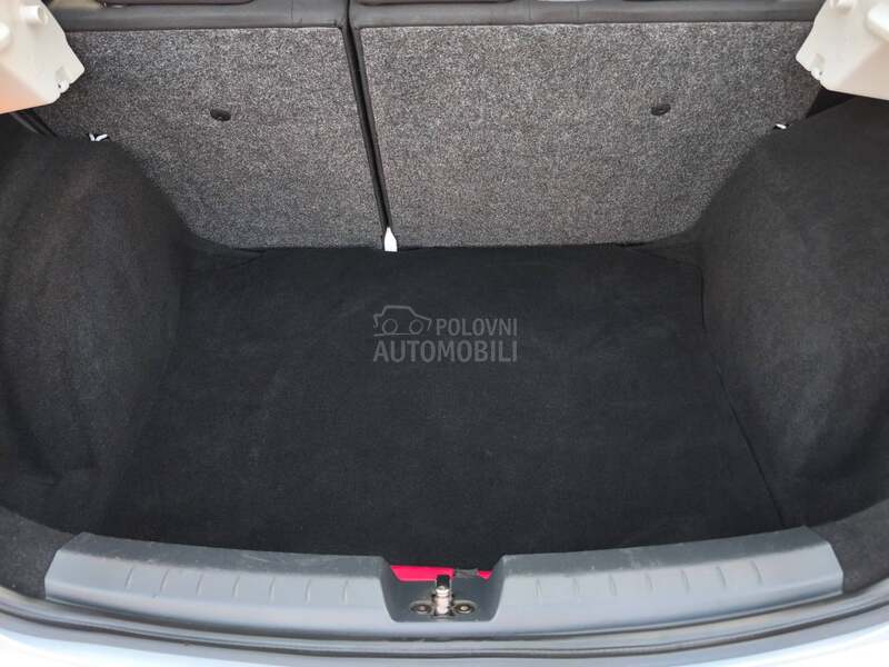 Seat Ibiza 1.4 16v SPORT