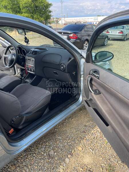 Alfa Romeo 147 