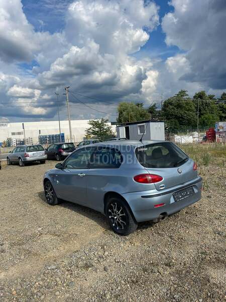Alfa Romeo 147 