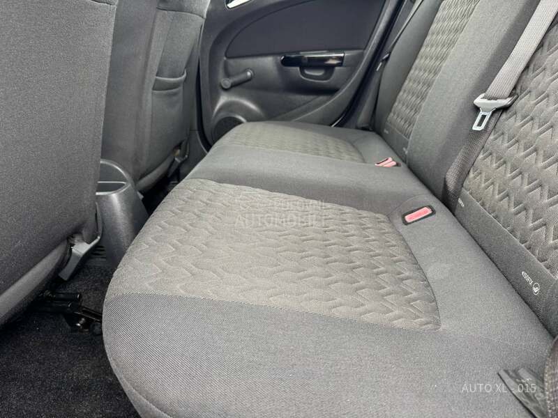 Opel Corsa D 1.3 CDTI // NAV