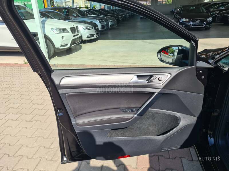 Volkswagen Golf 7 1.4 TSI STYLE