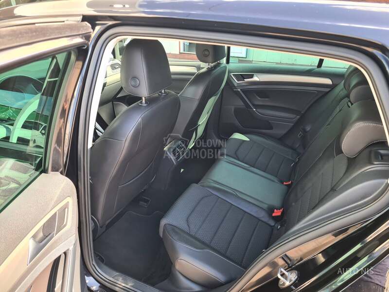 Volkswagen Golf 7 1.4 TSI STYLE