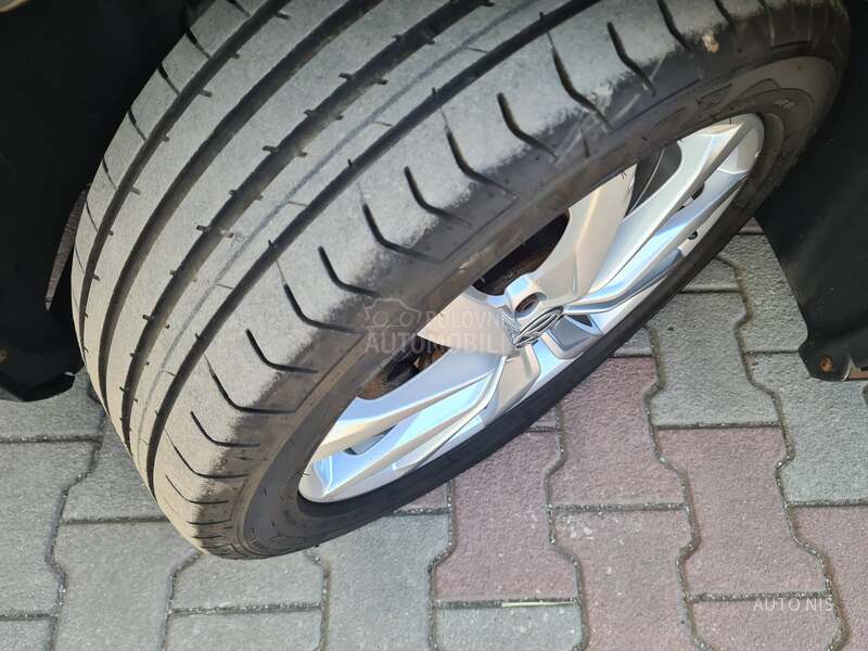 Volkswagen Golf 7 1.4 TSI STYLE