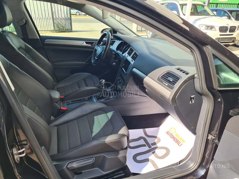 Volkswagen Golf 7 1.4 TSI STYLE