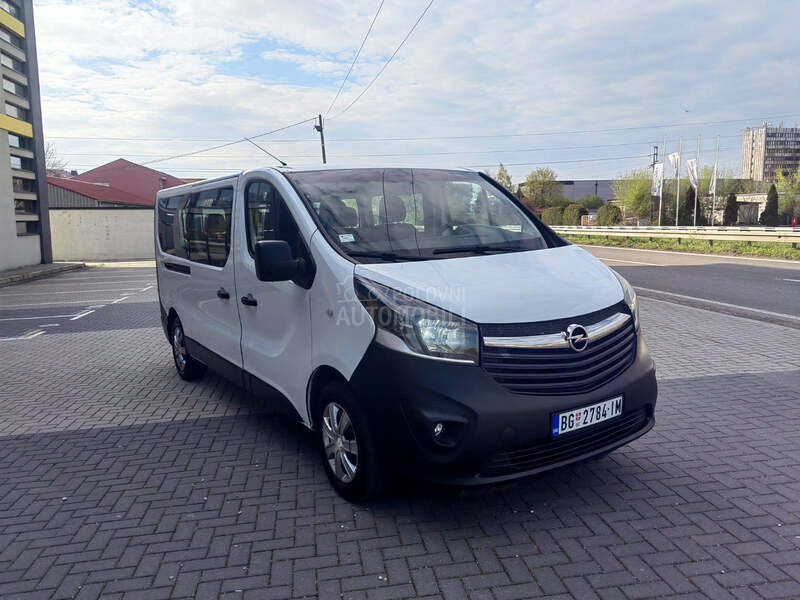 Opel Vivaro 1 6Cdti Long 8plus1
