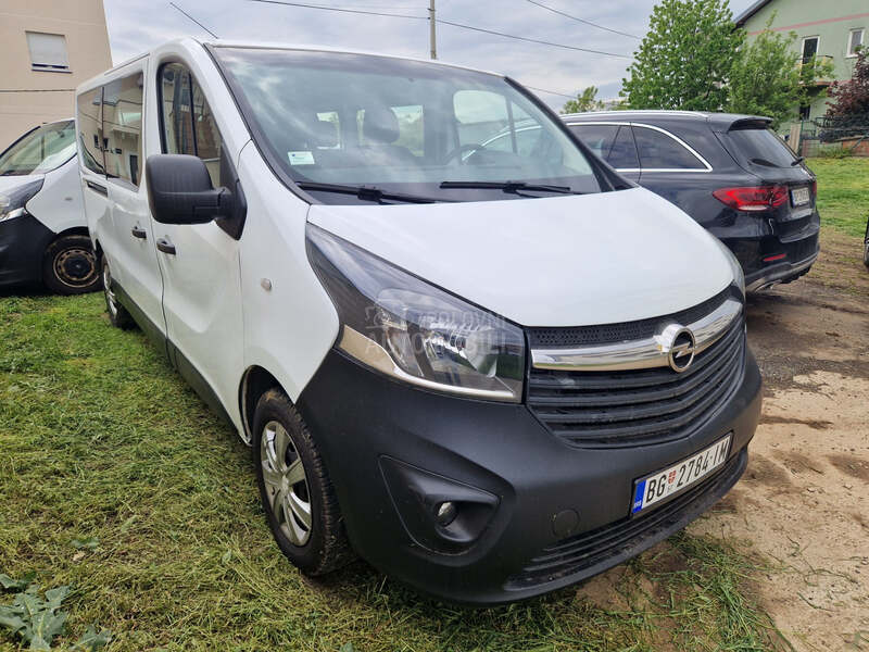 Opel Vivaro 1 6Cdti Long 8plus1