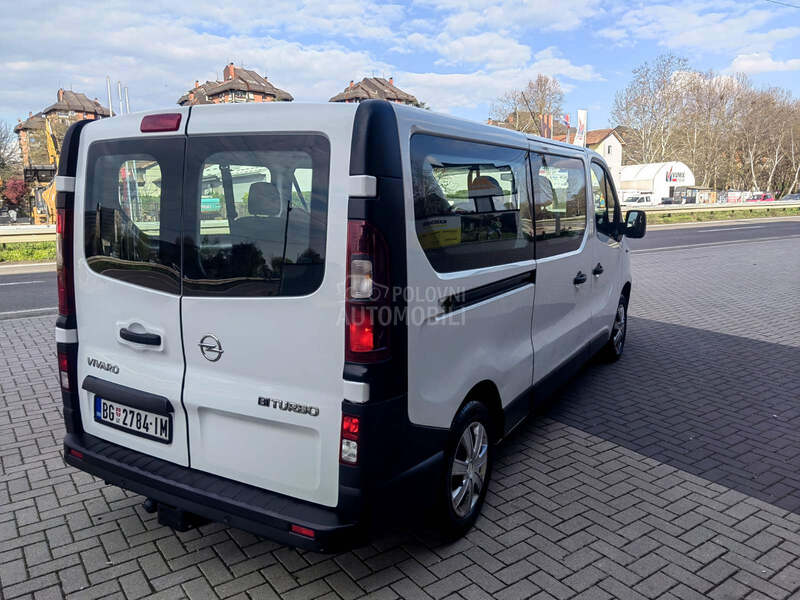Opel Vivaro 1 6Cdti Long 8plus1