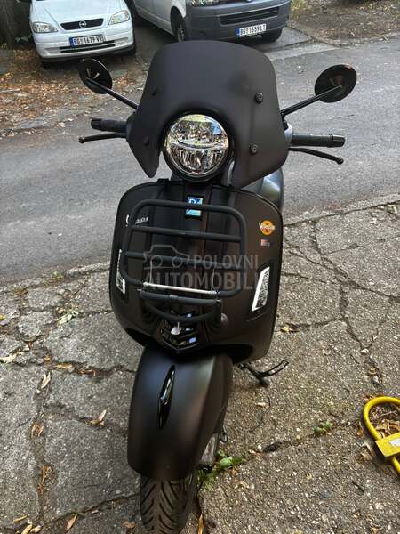 Vespa GTS 300hpe Notte