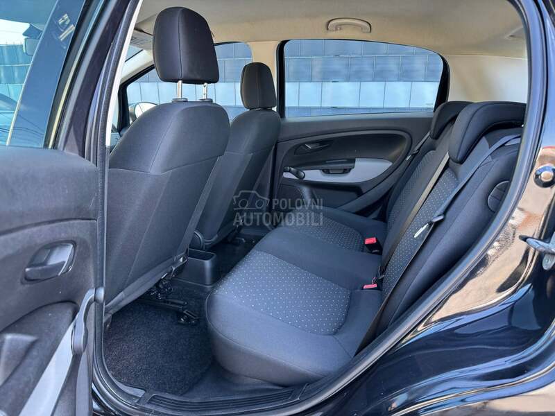 Fiat Grande Punto 1.4 Young CH AC