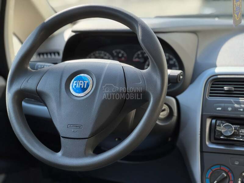 Fiat Grande Punto 1.4 Young CH AC