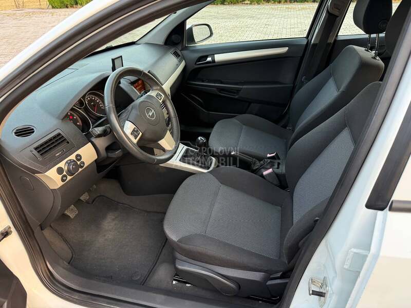 Opel Astra H 1.7 cdti