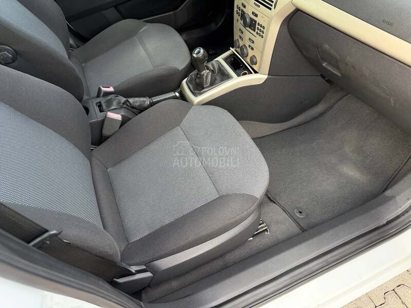 Opel Astra H 1.7 cdti