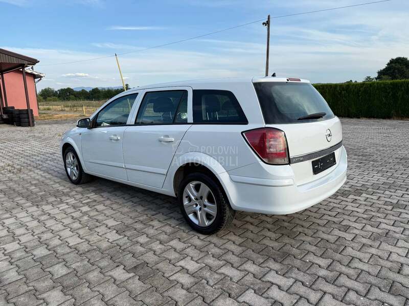 Opel Astra H 1.7 cdti